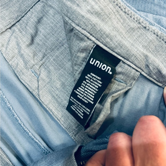 Medium grey Union brand 98% cotton 2% spandex flat front shorts - Picture 5 of 7